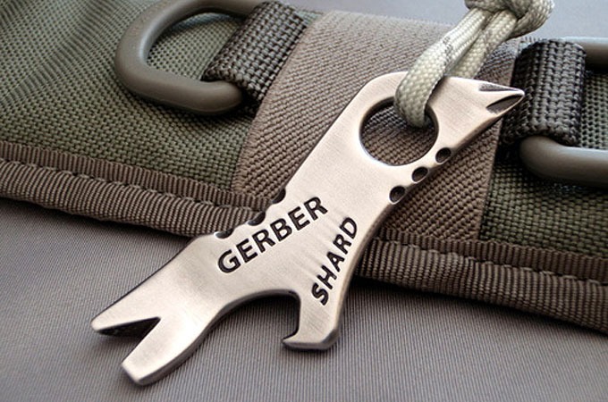 Medium_gerber-shard-keychain-tool