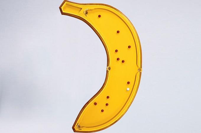Medium_banana-pool-table-cleon-daniel-1